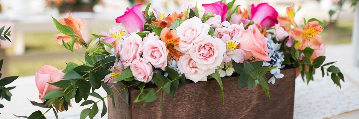 Madeleine's Flowers - Buchete mireasa si nasa, Lumanari nunta si botez, Aranjamente florale evenimente, ocazii